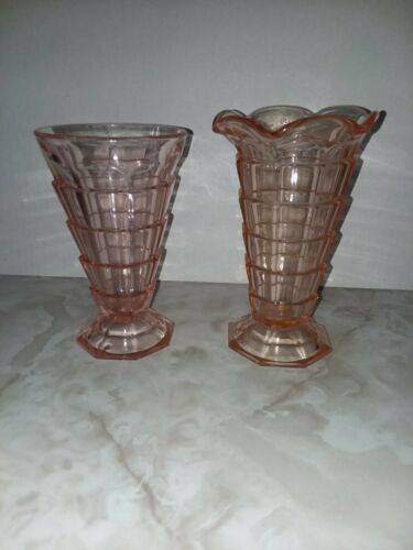 2 Of Vintage Indiana Pink Depression Glass Tea Room Ruffled + Plain Rim 6" Vases